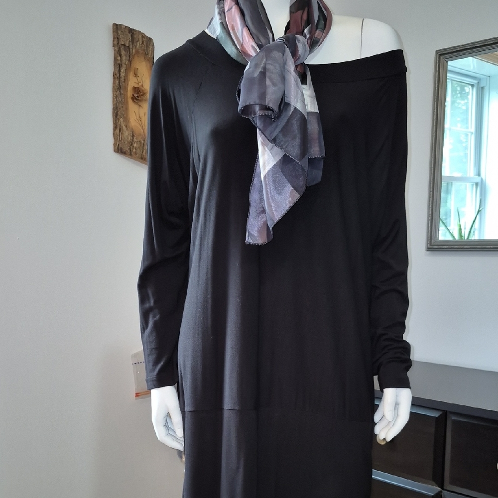 Elegant Black Tunic Top